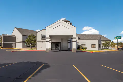 Quality Suites I 44 Reviews Page 10