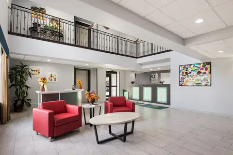 Quality Suites I 44 Reviews Page 10