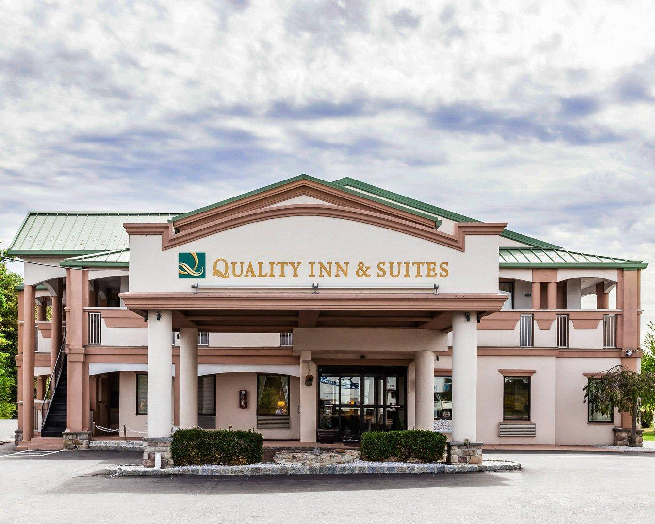 Quality Inn Suites Quakertown Allentown Hotel Near Dorney Park