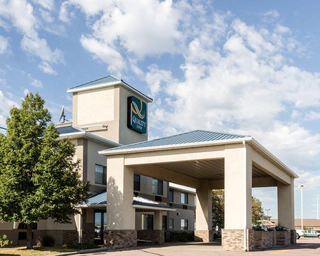 hotel in brandon sd
