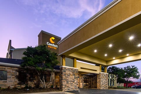 Comfort Suites Nw Dallas Near Love Field Hotel