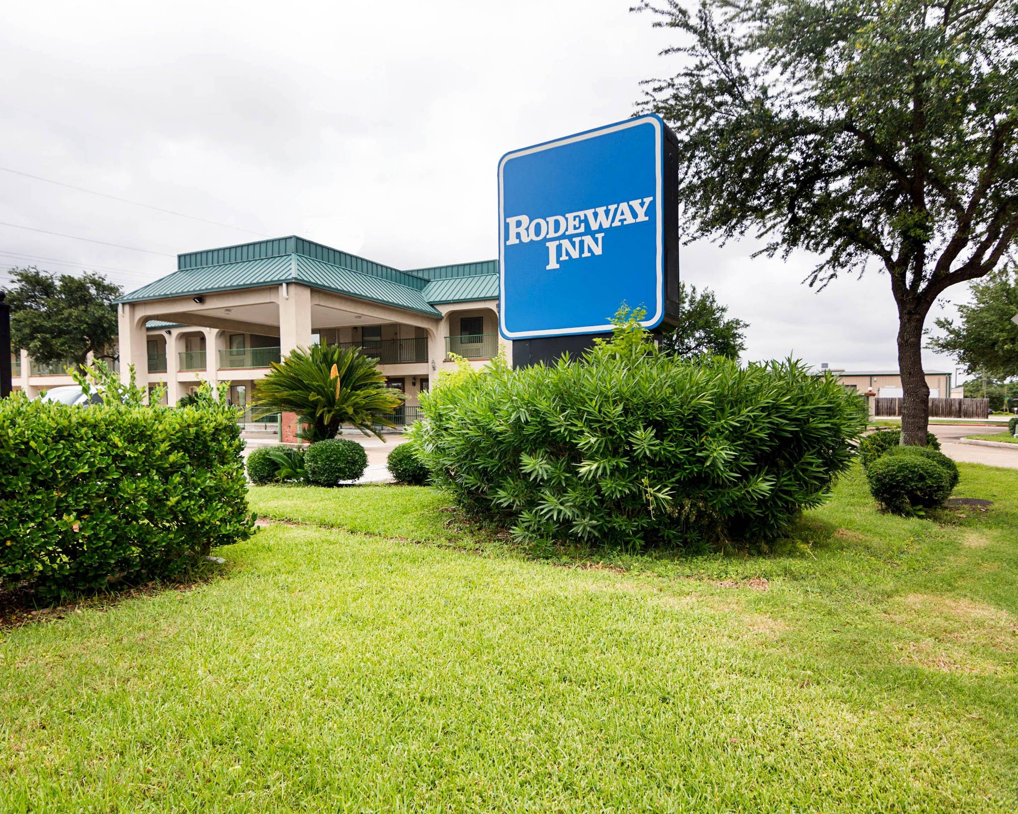 Rodeway Inn Suites Hwy 290 Nw Houston Tx Hotel