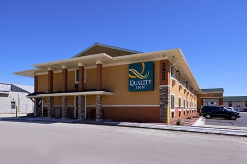 Quality Inn Appleton Wi Hotel Near Fox River Mall Book Now