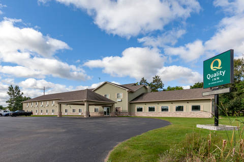 Econo Lodge In Redgranite Wi Near Quarry Park