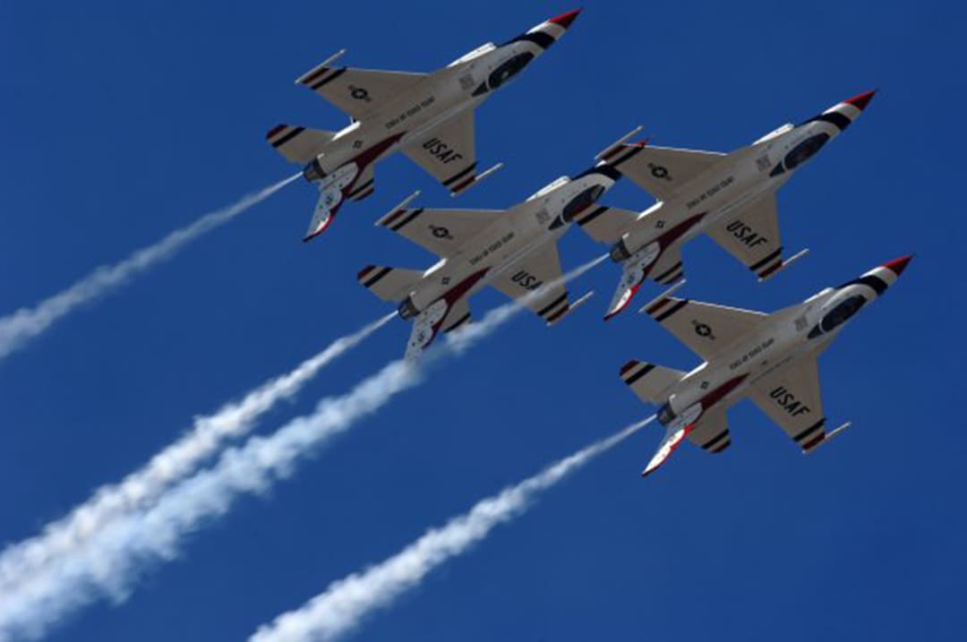 The U.S. Air Force Thunderbirds perform at the 2018 Chicago Air and Water Show